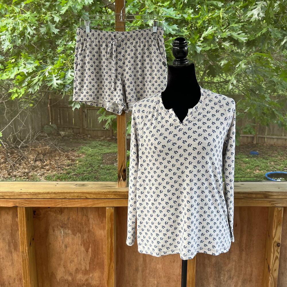 Eddie Bauer Women's Soft Knit Pajama Set Grey & Blue Printed Size S